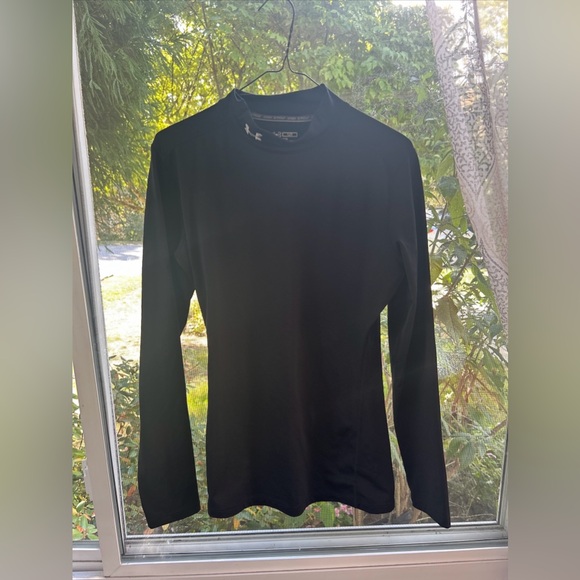 Under Armour Tops - Under Armour  Mock Pullover Base Layer Black Fitted Women’s Size L